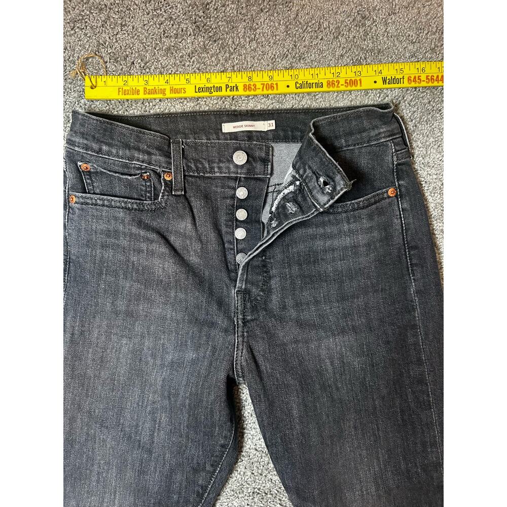 Levi’s Wedgie Skinny Size 31 Inseam 26 Gray Button Fly Women's